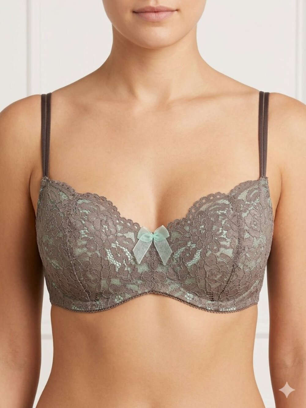 b.tempt'd by Wacoal b.wow'd Padded Lace Bra Size 34DD